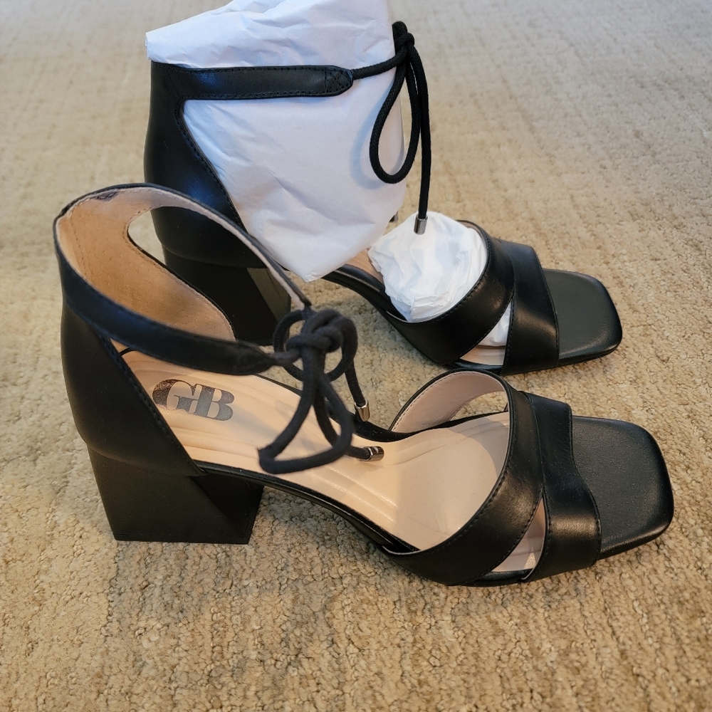GB Gianni Bini Late-Nite Black Leather Ankle-Tie Block Heel Sandals, Size 8